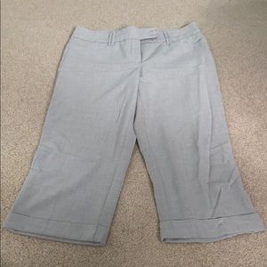 Gloria Vanderbilt capris